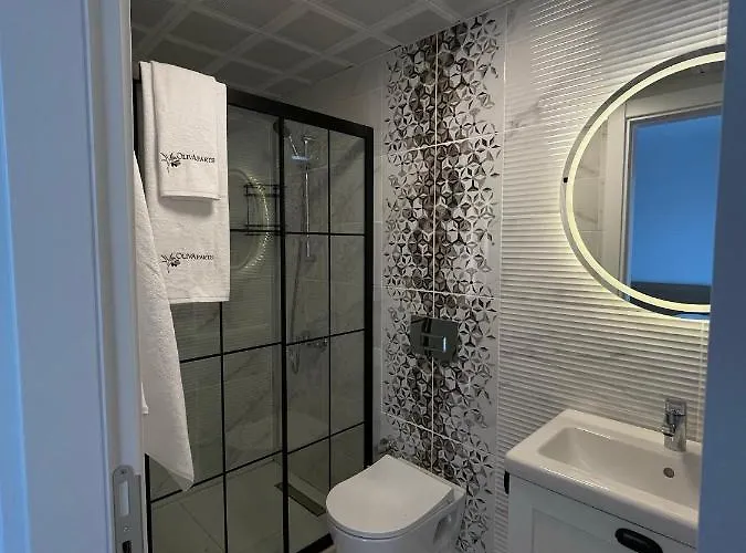 Olivaparts מלון מוגלה