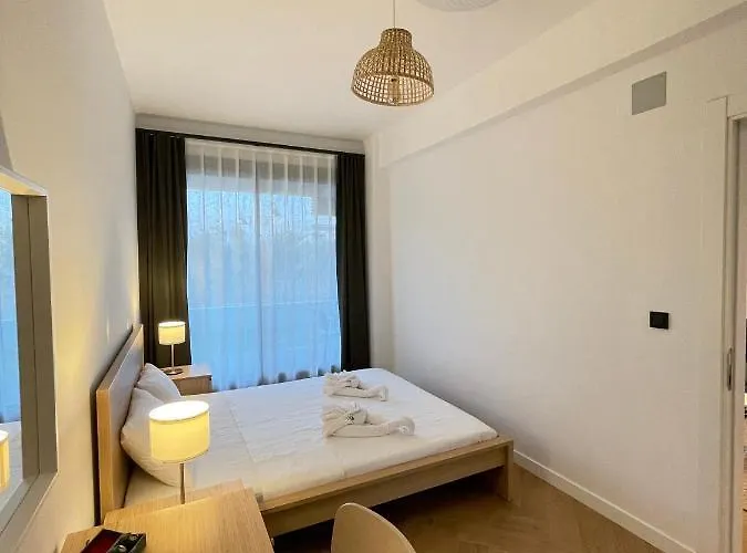 Olivaparts מלון מוגלה