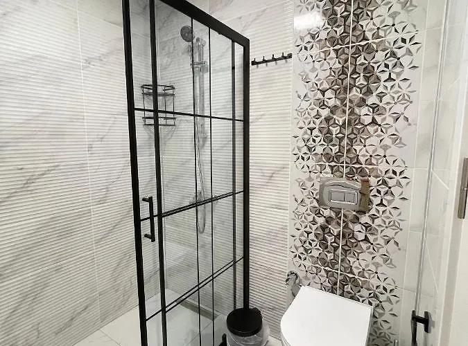 Olivaparts מלון מוגלה