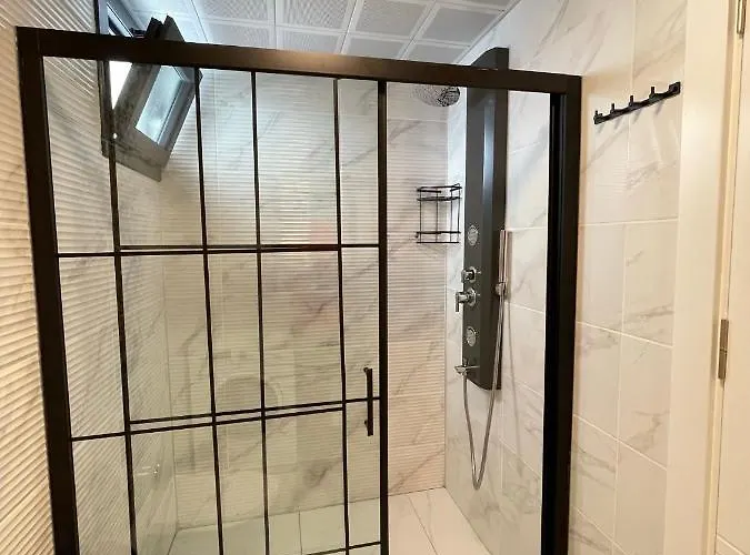 מלון Olivaparts *